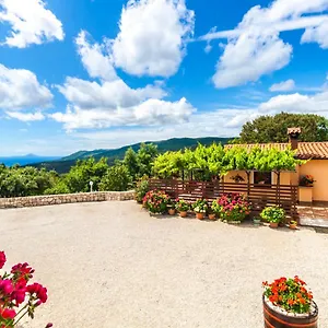 Lana Ferienhaus Labin (Istria)