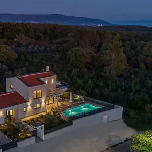 Izabel With Hot Whirpool Villa Krnica